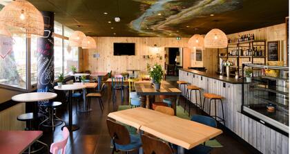 Greet Hotel Evreux Centre - Route de Normandie by Accor