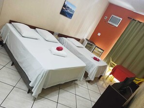 Standard Double or Twin Room | Front of property