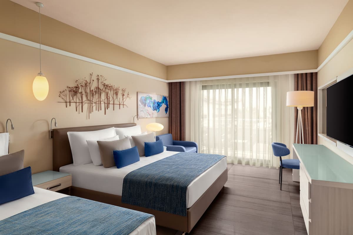 Mixed Standard Land View Spacious Room | Free minibar, in-room safe, desk, iron/ironing board