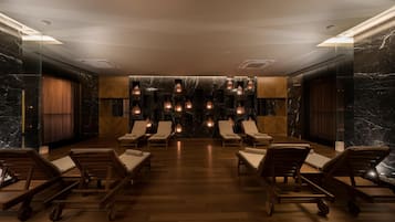 Couples treatment rooms, Turkish bath, body treatments, aromatherapy