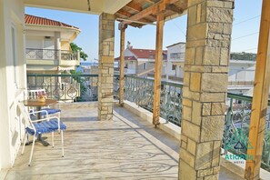 Basic Double or Twin Room | Balcony - Hotel Atlantis (Nea Propontida)