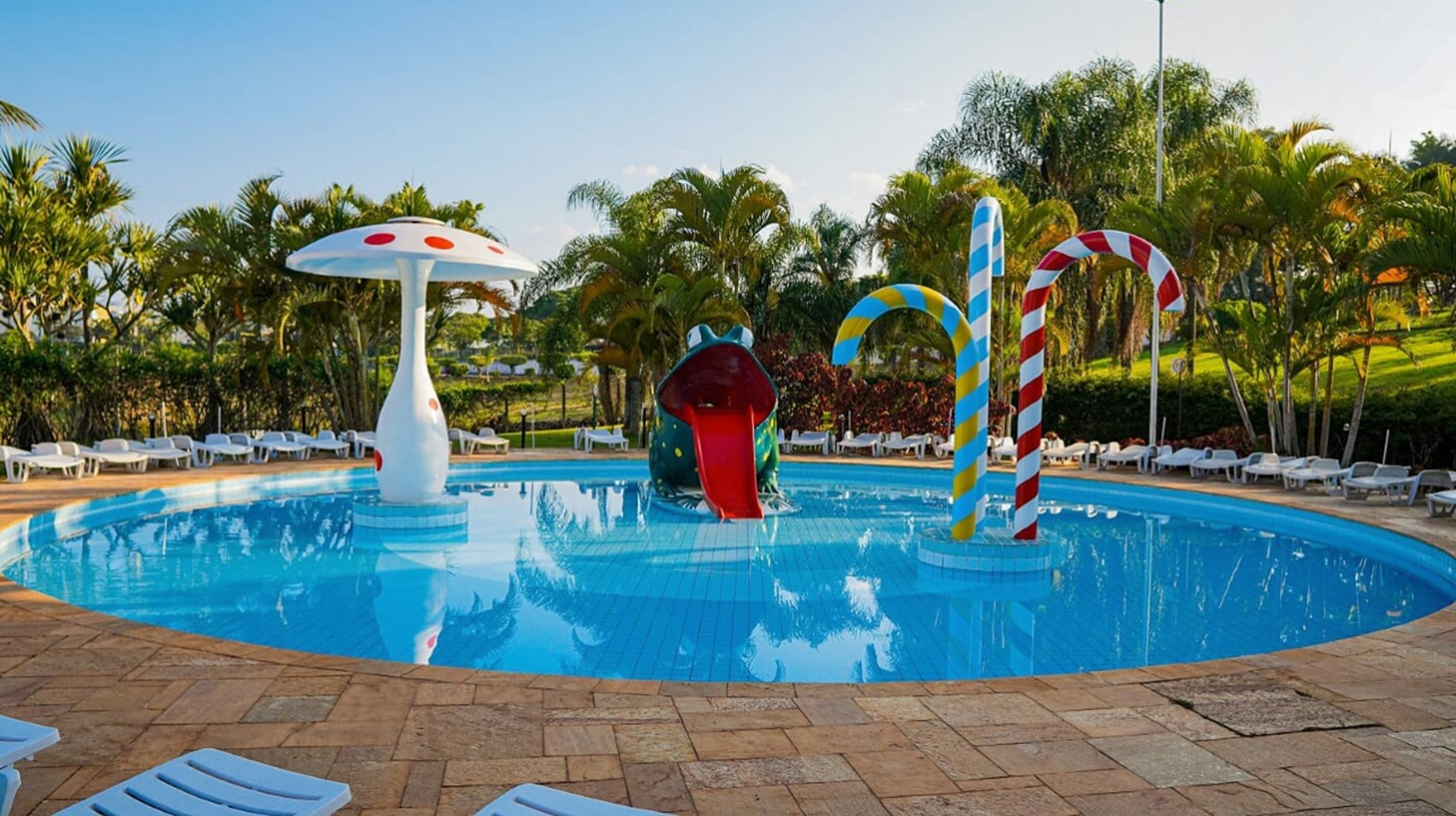 Indoor pool, 2 outdoor pools, sun loungers