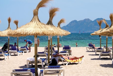 Una playa cerca