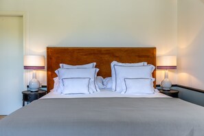 Chambre Standard | Minibar, coffre-fort, bureau, rideaux d’obscurcissement