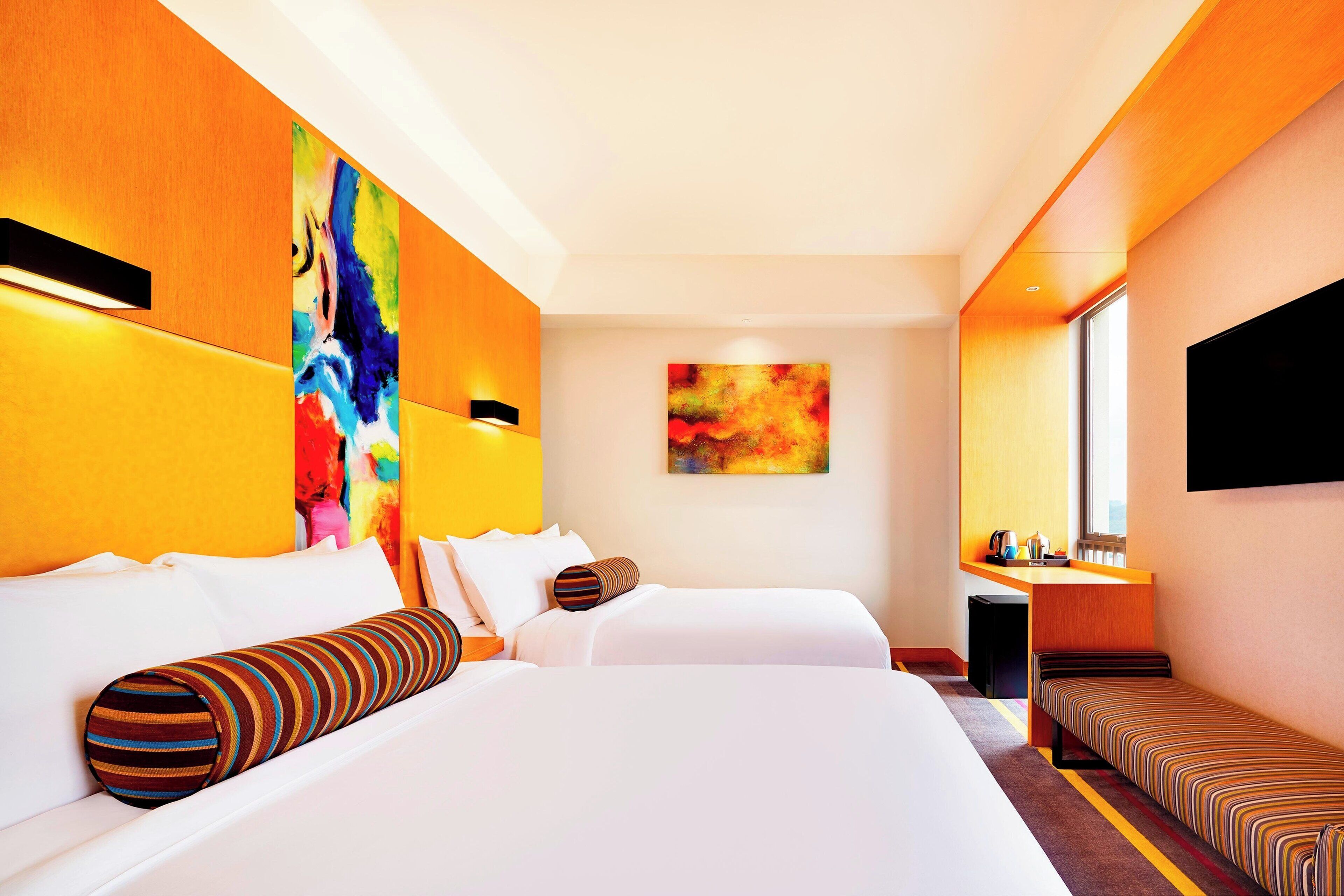 Minibar, in-room safe, desk, iron/ironing board