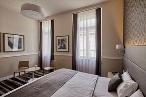 1 Schlafzimmer, hochwertige Bettwaren, Bügeleisen/Bügelbrett