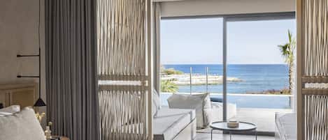 Junior suite with Sea View & Swim Up Pool | Utsikt mot havet/stranden