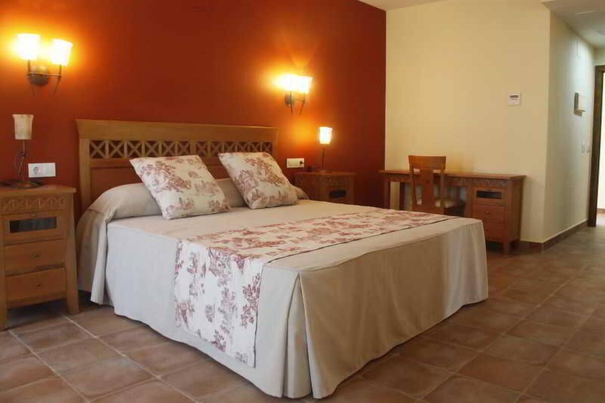 Desk, rollaway beds, free WiFi, bed sheets