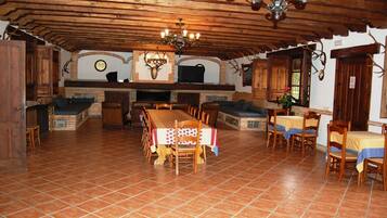 Desayuno continental gratuito y diario