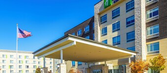 Holiday Inn Express & Suites Toledo West by IHG