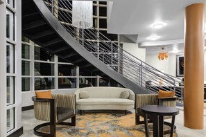 Exterior - Holiday Inn Windsor Wine Country by IHG (Windsor)