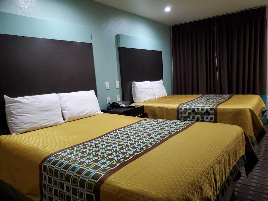 Doppelzimmer, Raucher | Schreibtisch, Bügeleisen/Bügelbrett, kostenloses WLAN, Bettwäsche