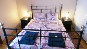 Two Bedroom Apartment with Kitchen, City View | 1 bedroom, premium bedding, desk, iron/ironing board