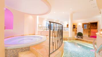Indoor spa tub