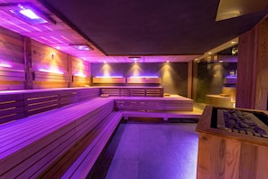 Couples treatment room(s), sauna, hot tub, steam room, body treatments