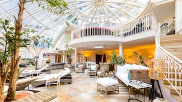 Behandlungsräume für Paare, Sauna, Whirlpool, Dampfbad