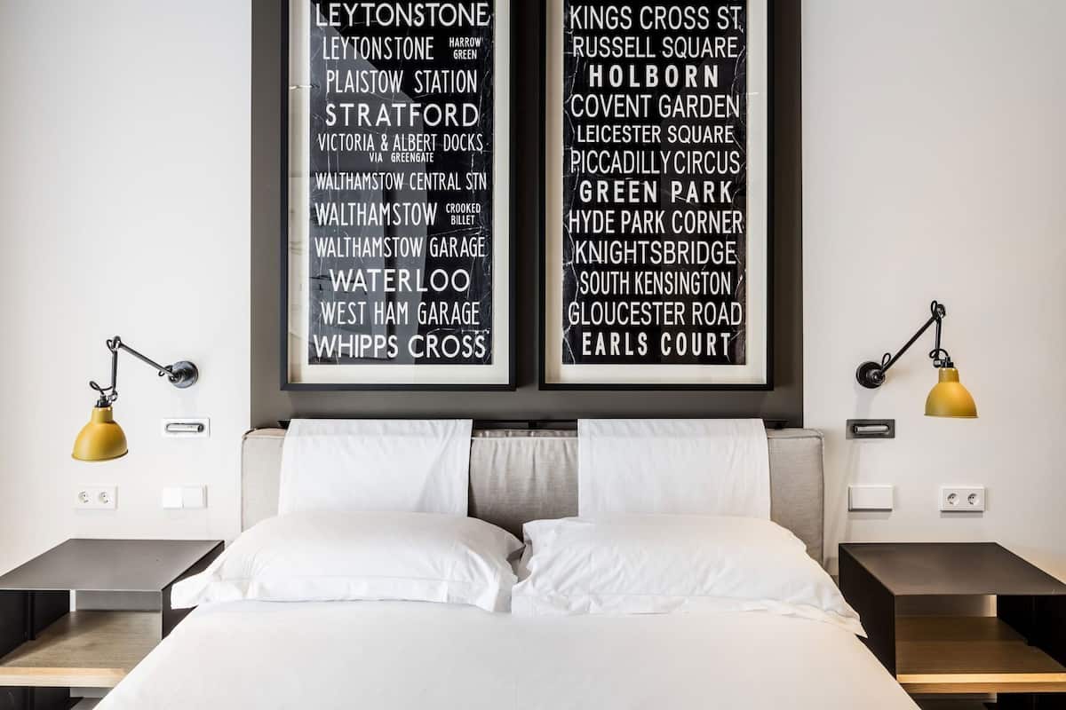 1 bedroom, premium bedding, in-room safe, desk