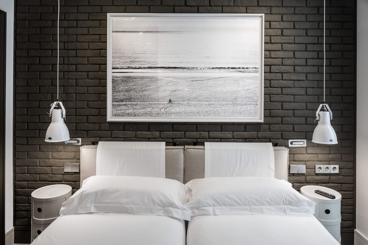 1 bedroom, premium bedding, in-room safe, desk