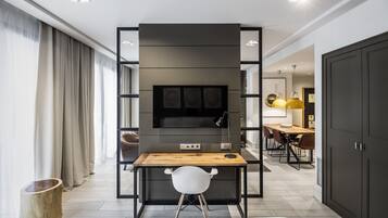 Apartment, 1 Bedroom | 1 bedroom, premium bedding, in-room safe, desk