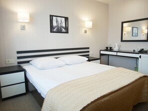 Desk, free WiFi - Hotel Sport (Cheboksary)