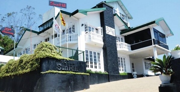 Exterior - Hotel Sun Hill Nuwara Eliya (Nuwara Eliya)