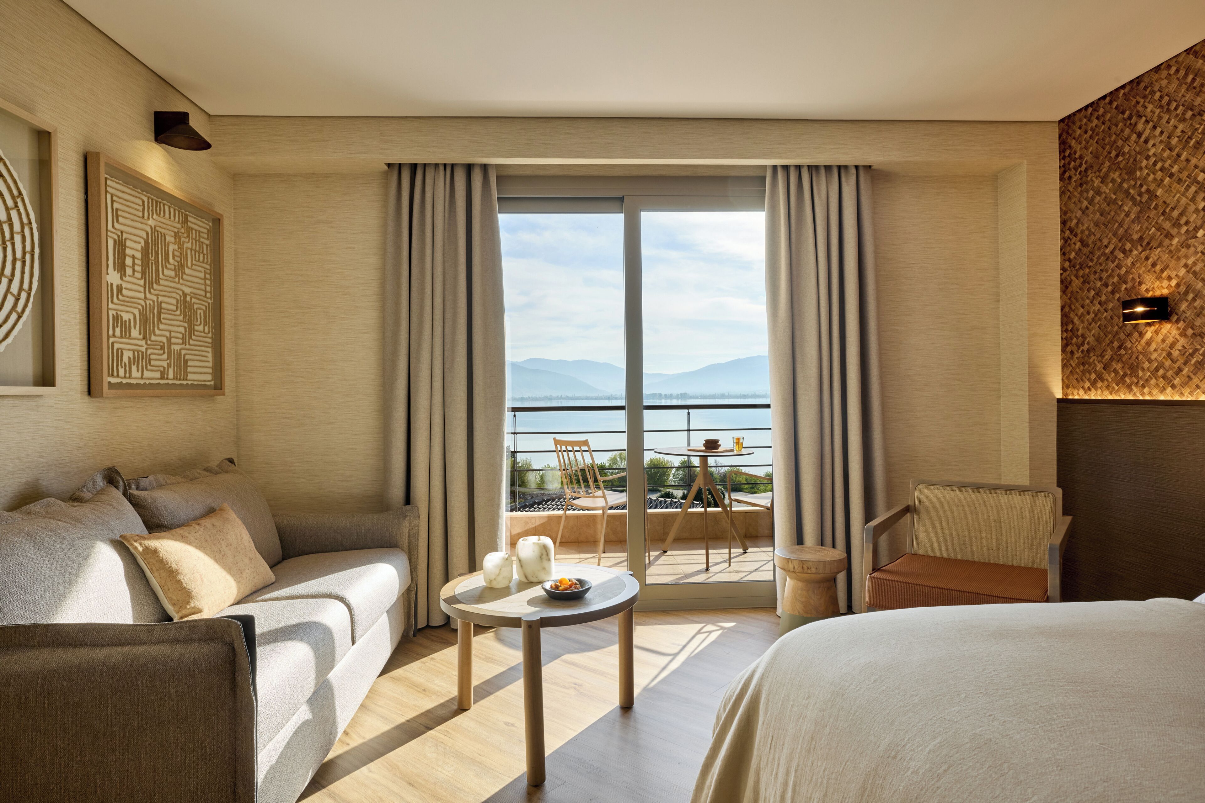 Junior Suite, Lake View | Minibar, in-room safe, desk, soundproofing