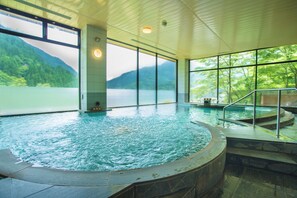 Bubbelpool inomhus