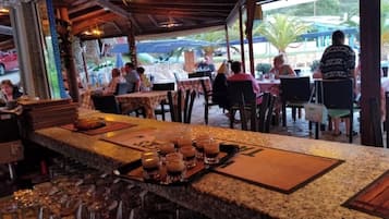 Bar (ter plaatse)