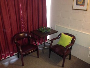 Interior - Siesta Motel (Olds)