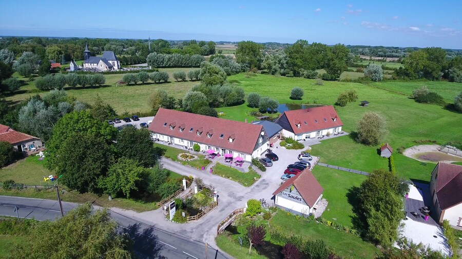 HĂŽtel Spa & Restaurant Les Saules