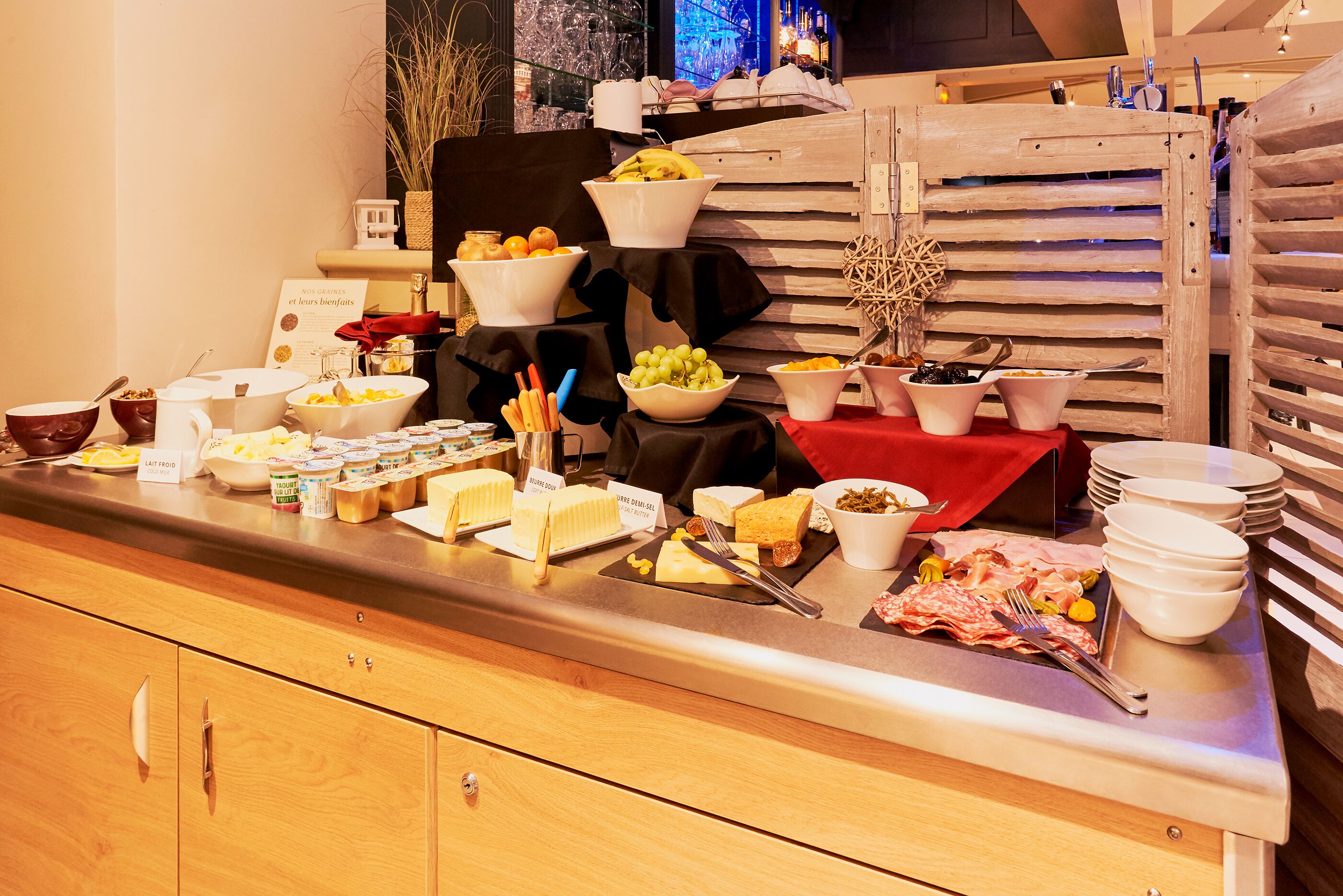daily buffet breakfast (eur 15 per person)