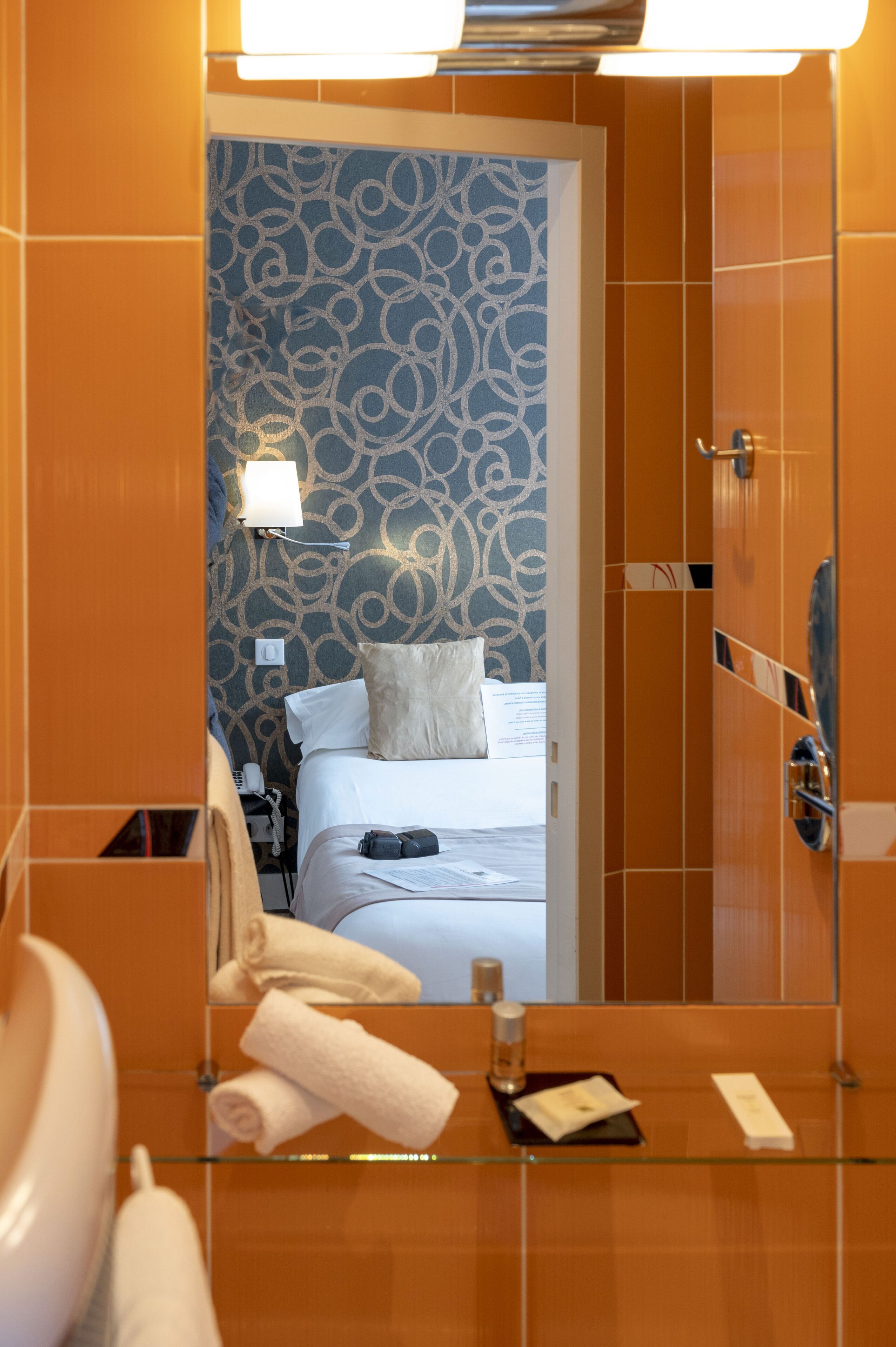 comfort double room | laptop workspace, soundproofing, cots/infant beds, free wifi