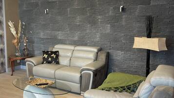 Deluxe Apartment, 1 Bedroom, Non Smoking | Living area | Offices