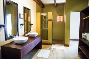 Unclassified image, 5 of 45, button - Hakusembe River Lodge (Rundu)