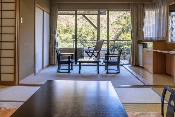 Room - Hananomaru (Minamichita)