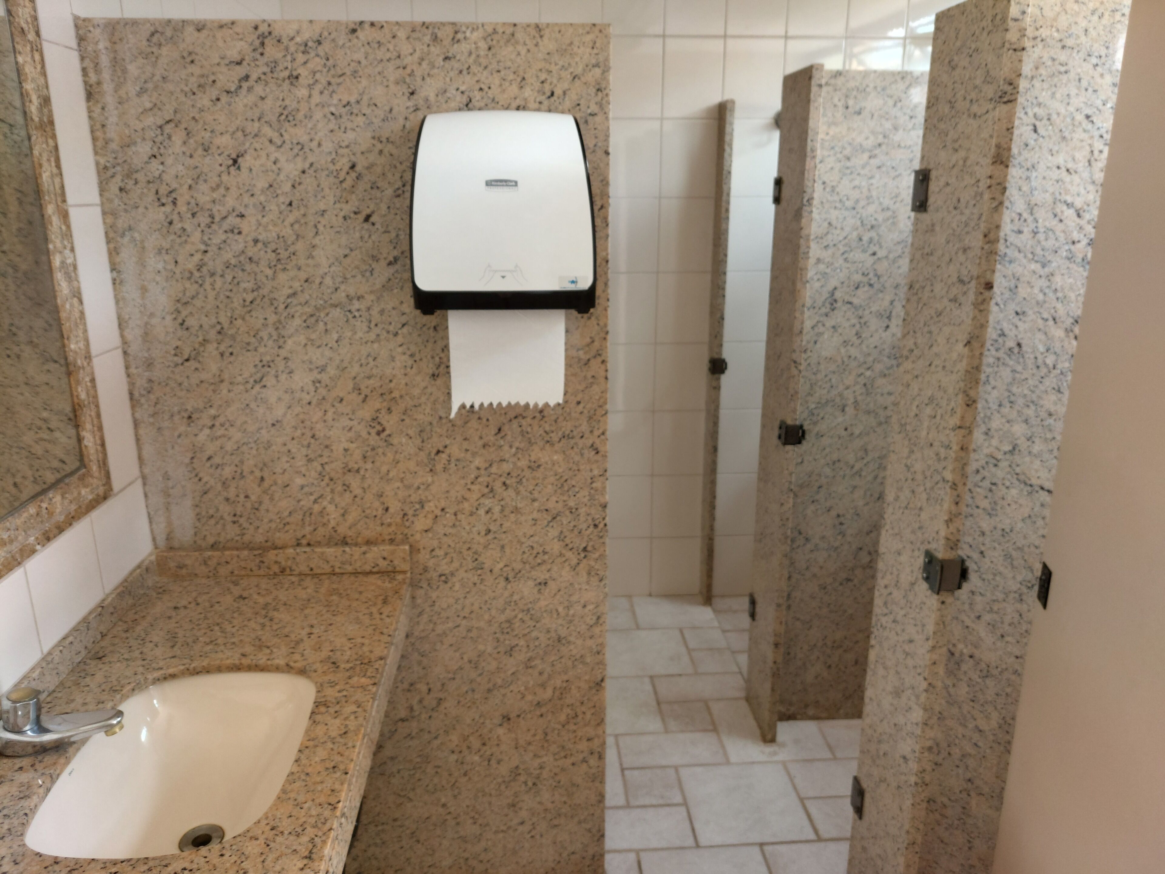 shower, towels, soap, shampoo