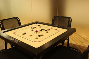 Spielezimmer