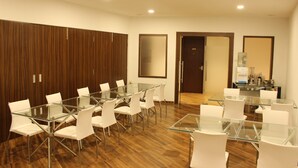 Restaurant - Maxx Value Hospitality (Mumbai)