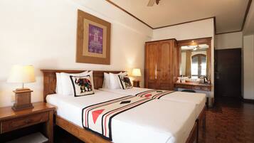 Deluxe Double or Twin Room | Premium bedding, minibar, in-room safe, desk