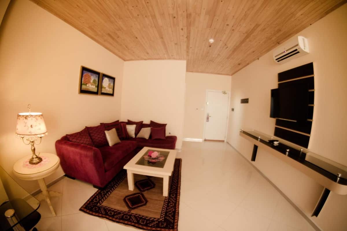 Suite, 1 cama King size, para no fumadores (Silver) | Minibar, caja de seguridad en la habitación y escritorio