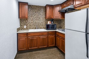 Sistema de insonorización, tabla de planchar con plancha y wifi gratis