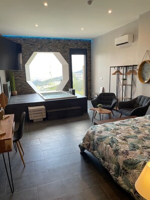 Suite Magic | Minibar, individuelt dekorert, individuelt innredet og blendingsgardiner