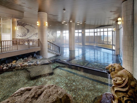 Hot springs. Hotel Tatsuki