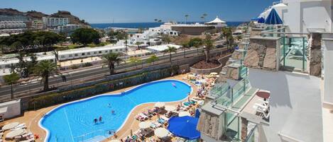 إطلالة من الشرفة