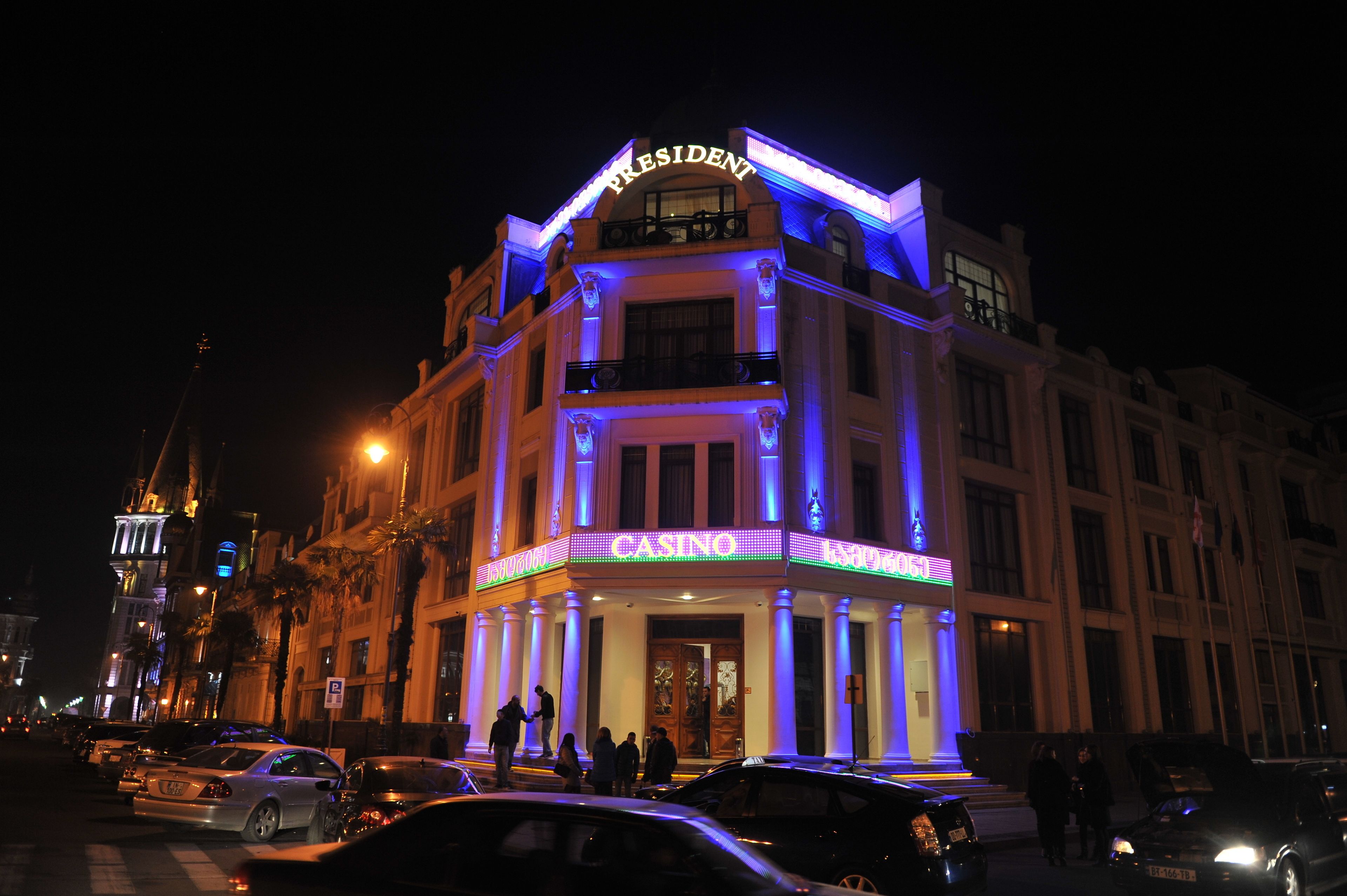 Fasade – kveld/natt