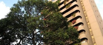 Hotel Cuarta Avenida Suites