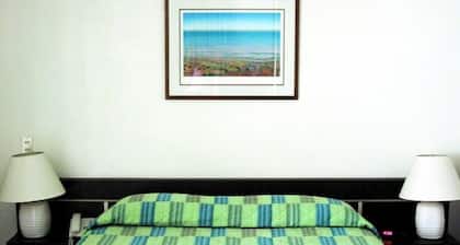 Hotel Cuarta Avenida Suites