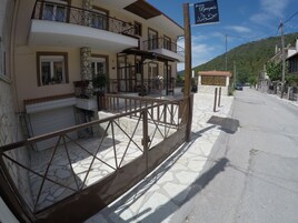 Aparcamiento sin asistencia gratuito