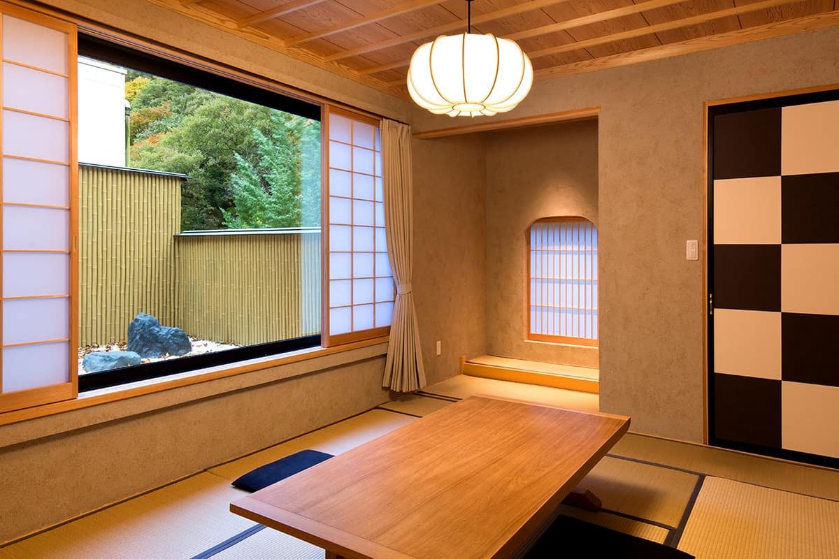 Deluxe Japanese Style Room | Down duvets, minibar, in-room safe, desk
