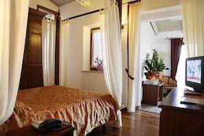 Suite, Mountain View